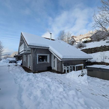 Chalet Sauna Jacuzzi 6 Personnes ラ・ブレス エクステリア 写真