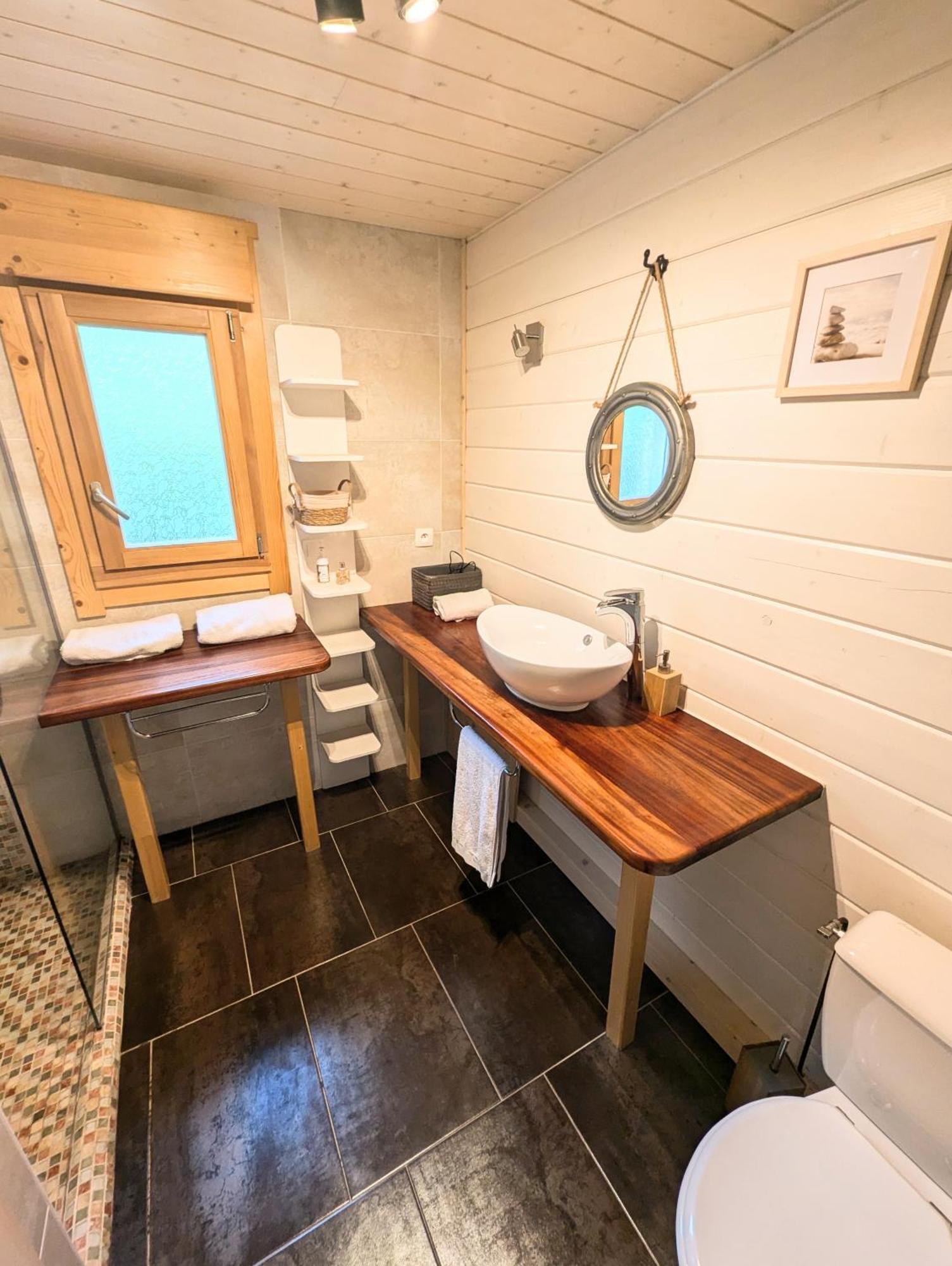 Chalet Sauna Jacuzzi 6 Personnes ラ・ブレス エクステリア 写真