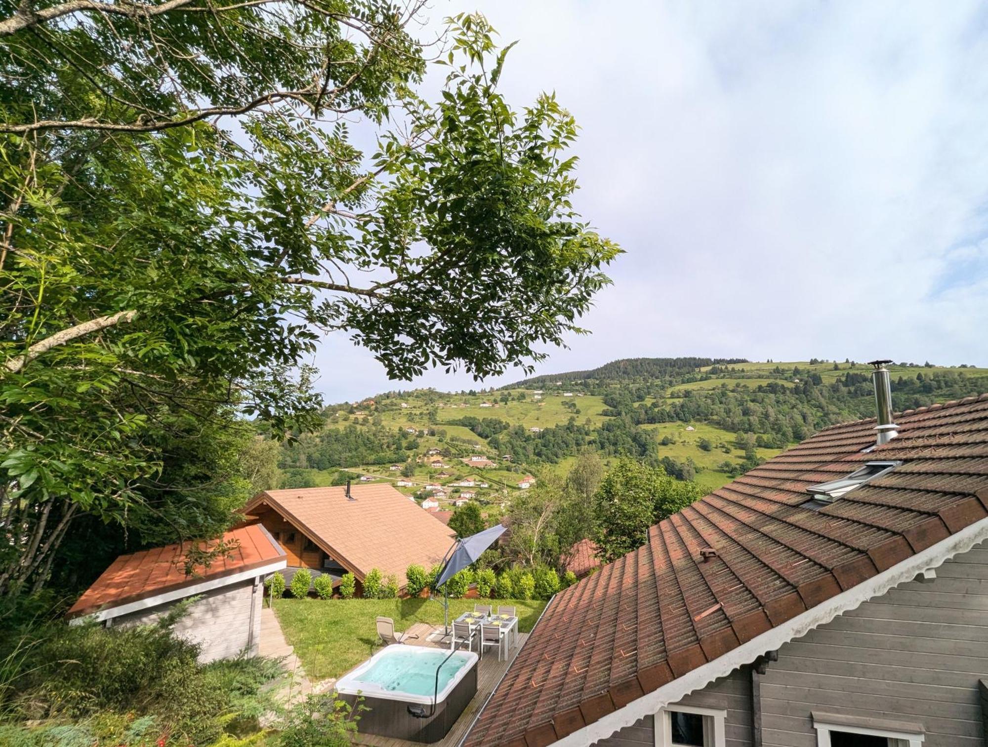 Chalet Sauna Jacuzzi 6 Personnes ラ・ブレス エクステリア 写真